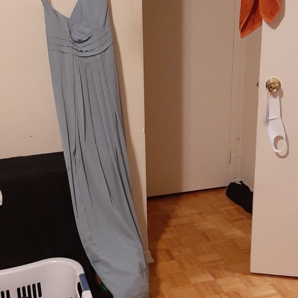 Gown - Picture 2 of 2